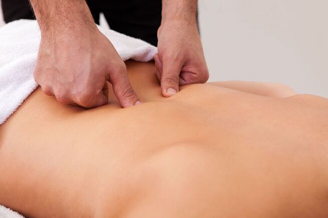 Terapeutiline massaaž - meetod seljavaludest vabanemiseks abaluude piirkonnas